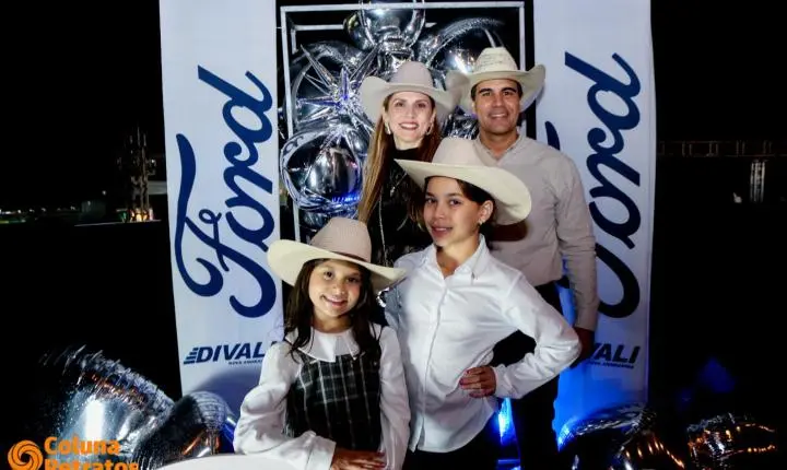 Fotos da 3ª noite do camarote Raça Forte - Ford Divali na 41ªExponan