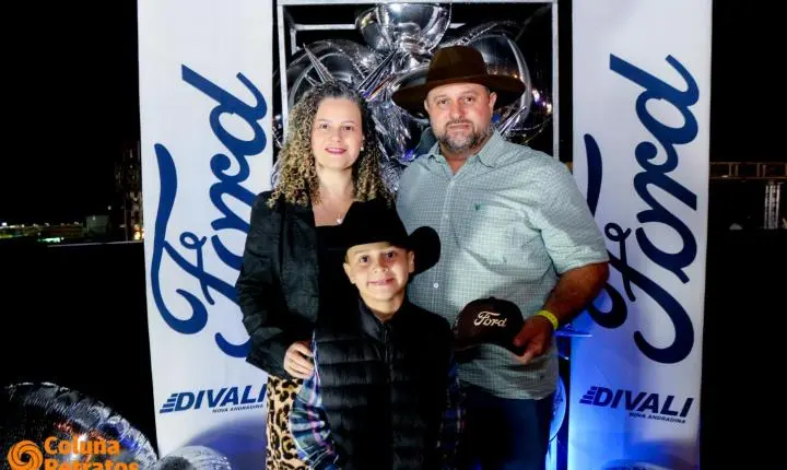 Fotos da 3ª noite do camarote Raça Forte - Ford Divali na 41ªExponan