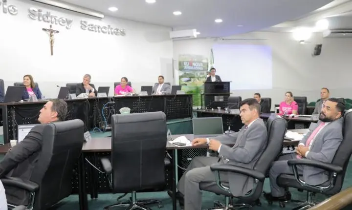 Histórias de coragem e fé marcam encerramento do Outubro Rosa na Câmara de Nova Andradina