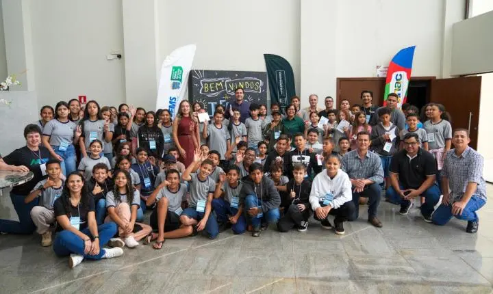 I Feira de Profissões conecta juventude de Nova Andradina ao futuro