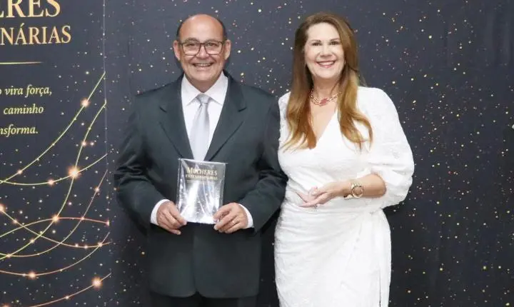 Muito além de um livro: Câmara homenageia autoras da obra 