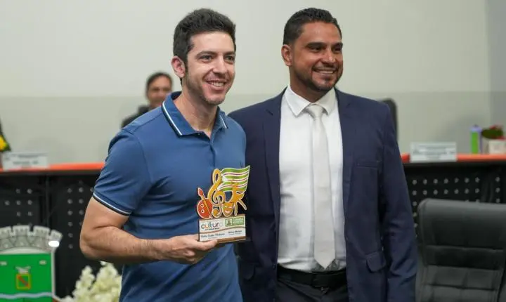 Nova Andradina celebra o Dia Municipal da Cultura com arte, música e poesia