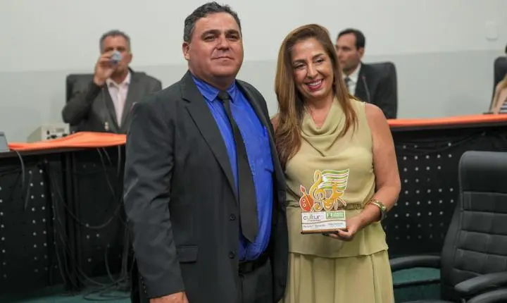 Nova Andradina celebra o Dia Municipal da Cultura com arte, música e poesia