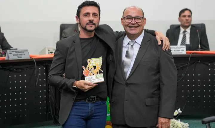 Nova Andradina celebra o Dia Municipal da Cultura com arte, música e poesia