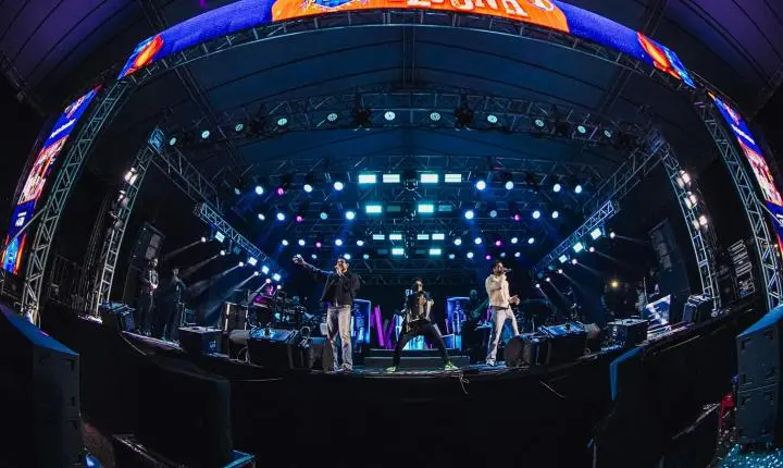 Queima da tradicional fogueira e show de Danilo e Davi marcam encerramento da 42ª Fejuna