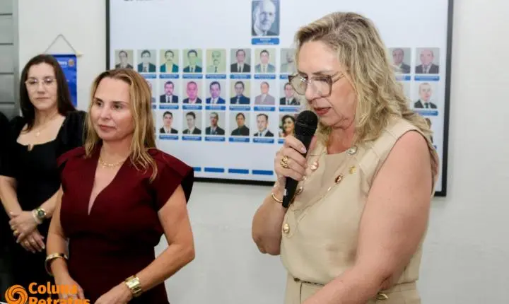 Rotary Club Nova Andradina realiza solenidade de premiação do projeto “Aluno Nota 10” e posse de novos membros 