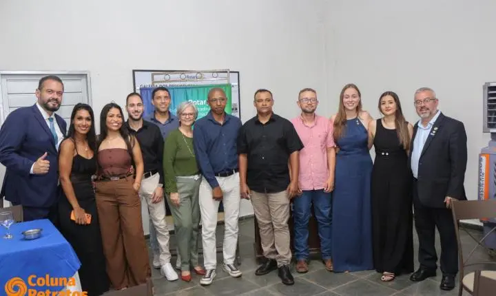 Rotary Club Nova Andradina realiza solenidade de premiação do projeto “Aluno Nota 10” e posse de novos membros 