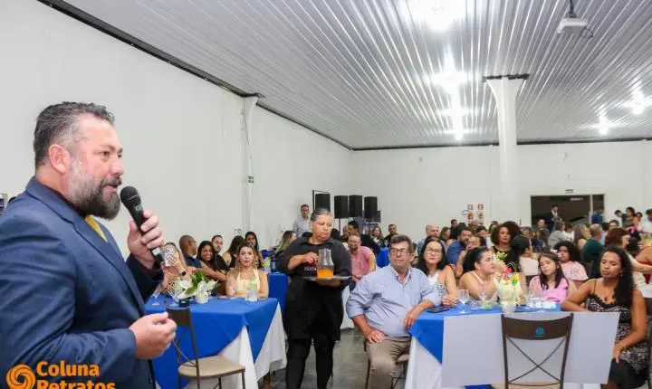 Rotary Club Nova Andradina realiza solenidade de premiação do projeto “Aluno Nota 10” e posse de novos membros 
