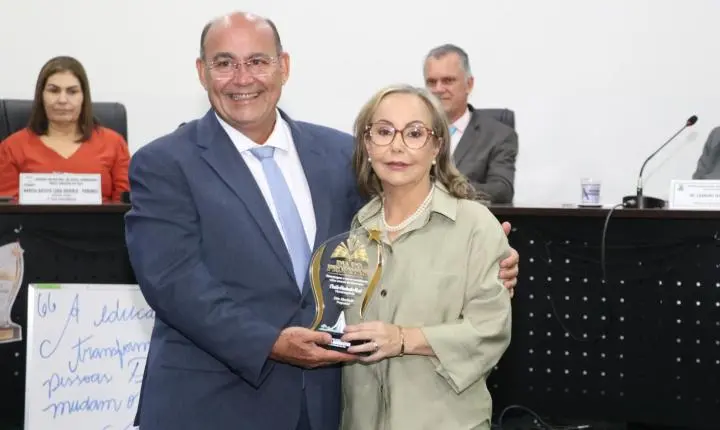 Trajetórias dedicadas ao ensino são celebradas em sessão solene na Câmara Municipal de Nova Andradina