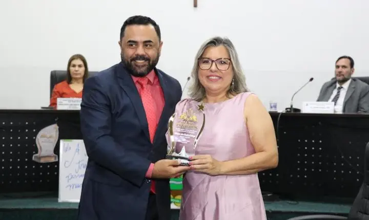 Trajetórias dedicadas ao ensino são celebradas em sessão solene na Câmara Municipal de Nova Andradina
